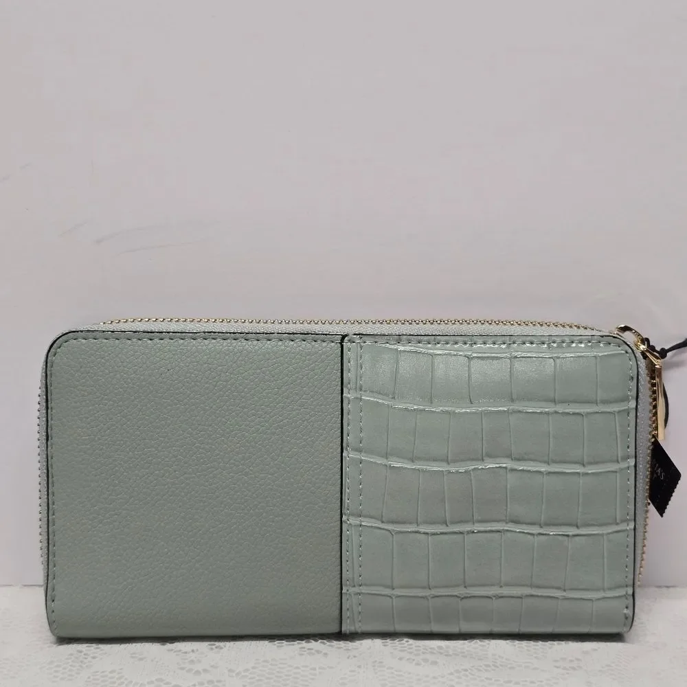 Victoria's Secret Teal Croc Embossed Vegan Leather Large Bi-Fold Wallet NWT - Picture 2 of 13